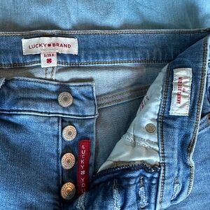 Lucky Brand Light Blue Denim Jeans
